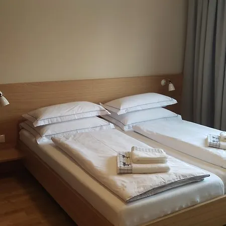 Landgasthof Hirschen Penzion Hohenems